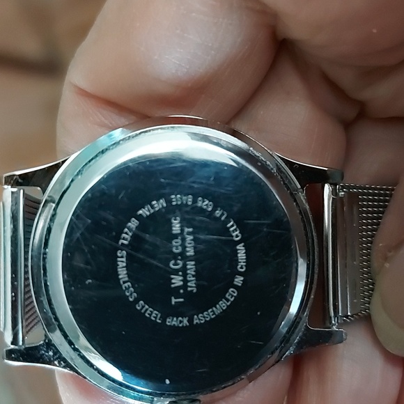 Alpine Quartz Men Wrist Watch - Picture 6 of 7